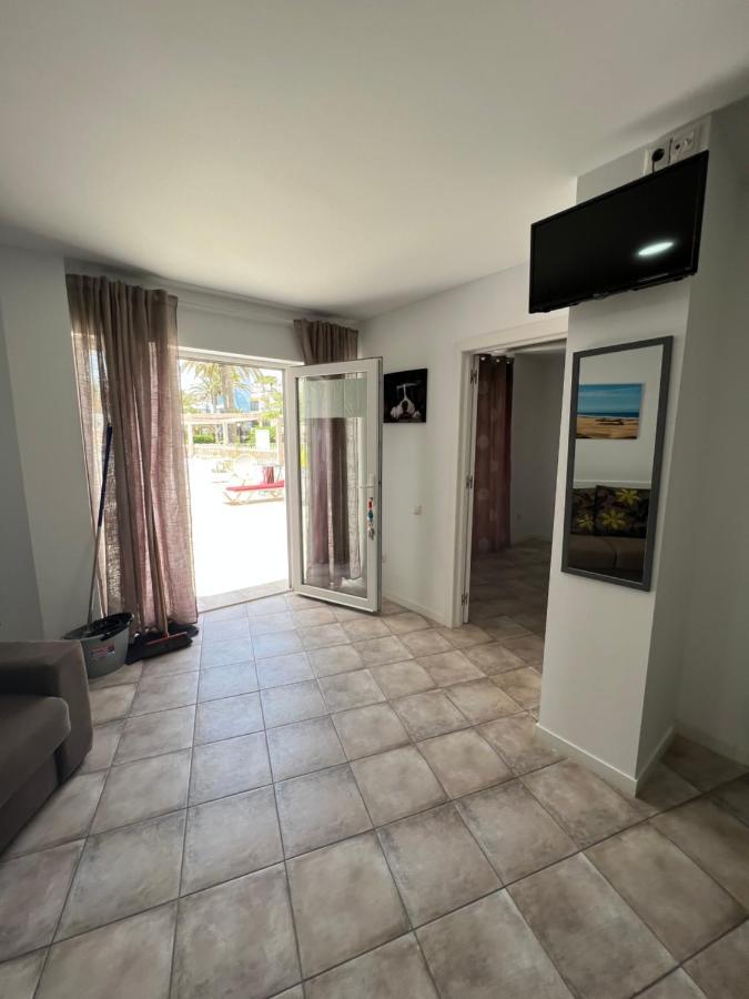 San Agustin Apartments , Close To The Beach, With Pool! ซานบาร์โตโลเม ภายนอก รูปภาพ