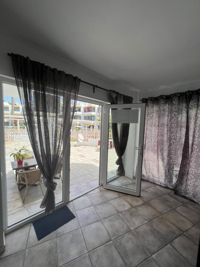 San Agustin Apartments , Close To The Beach, With Pool! ซานบาร์โตโลเม ภายนอก รูปภาพ