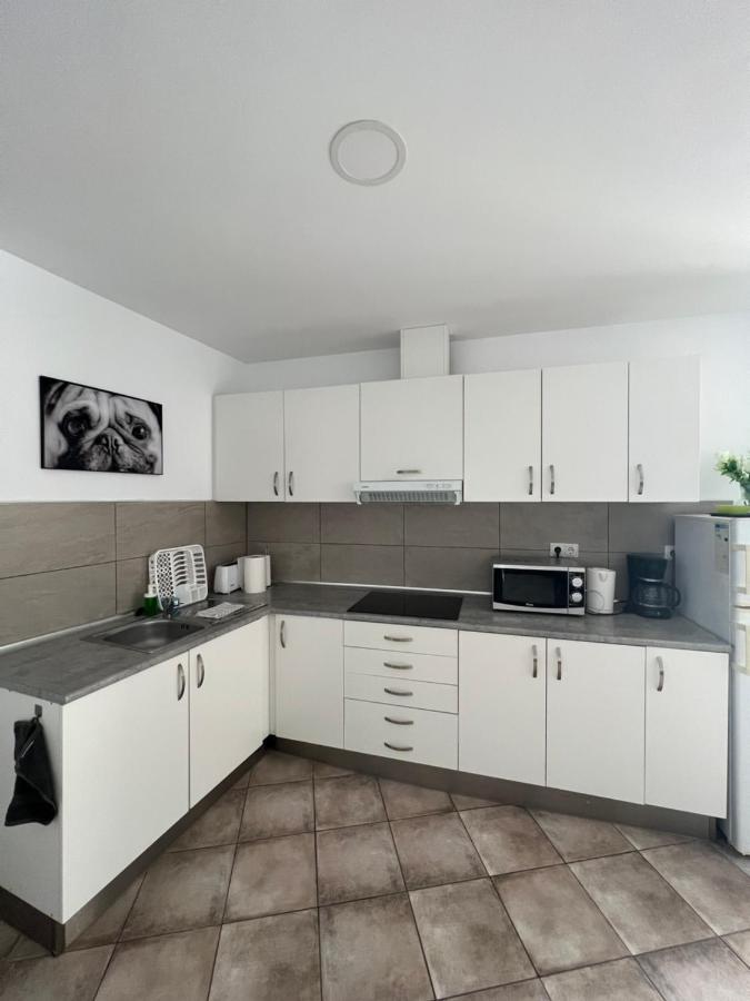 San Agustin Apartments , Close To The Beach, With Pool! ซานบาร์โตโลเม ภายนอก รูปภาพ