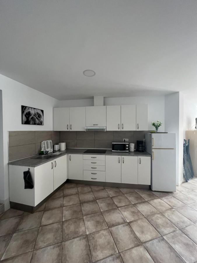 San Agustin Apartments , Close To The Beach, With Pool! ซานบาร์โตโลเม ภายนอก รูปภาพ